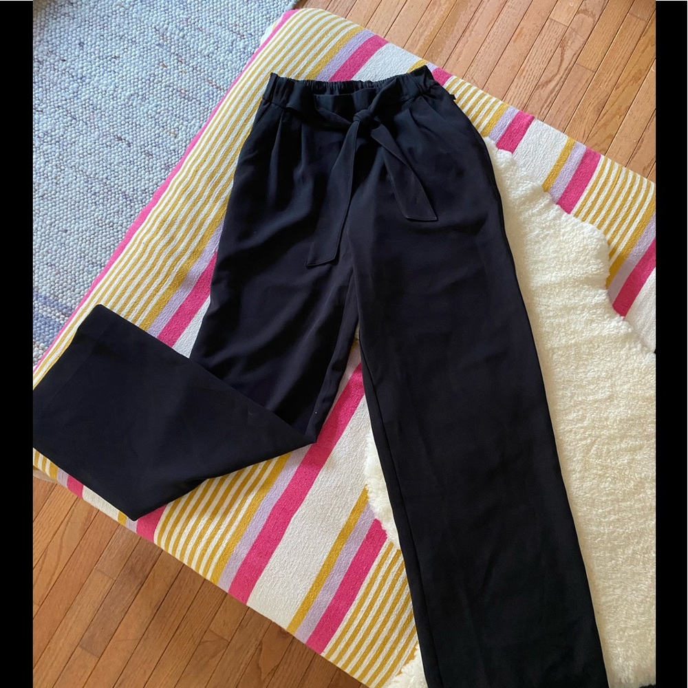 lululemon athletica Black Wide-Leg Tie-Waist Pants